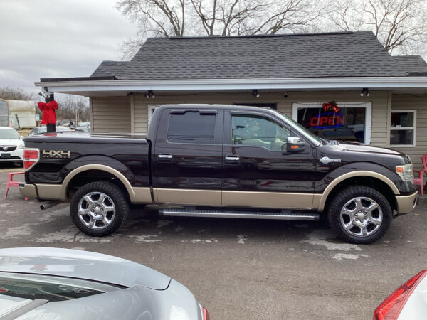 2013 Ford F-150 SUPERCREW - Image 2