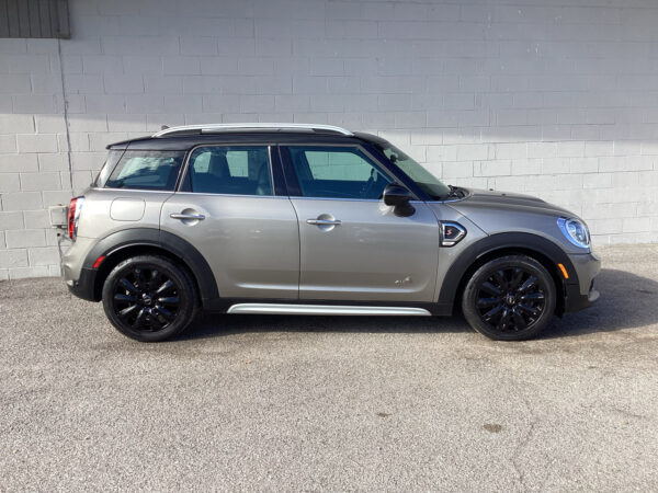 2019 MINI Countryman S COUNTRYMAN ALL4 - Image 2