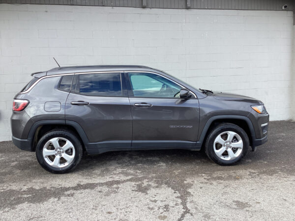 2019 Jeep Compass LATITUDE - Image 5