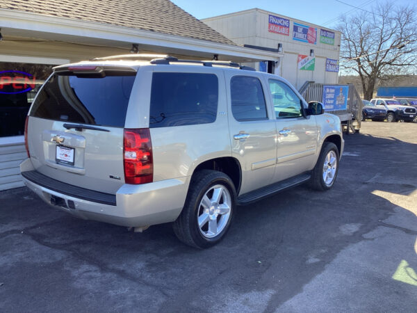 2008 Chevrolet Tahoe 1500 - Image 5