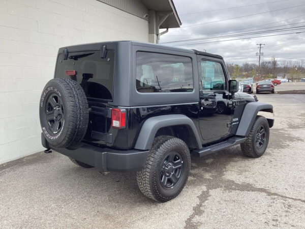 2016 Jeep Wrangler SPORT - Image 3